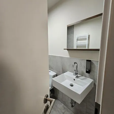 Daire Modern Townhouse In *