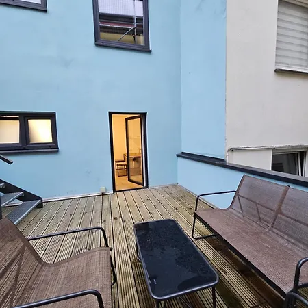 Modern Townhouse In