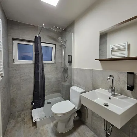Modern Townhouse In