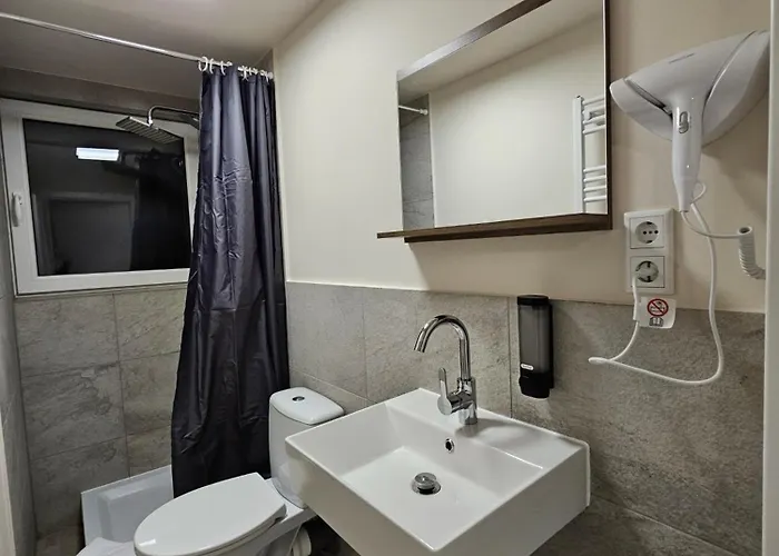 Modern Townhouse In *