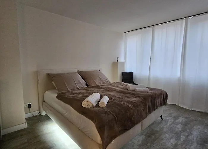 Modern Townhouse In *